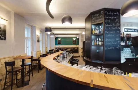Bohemia_Decor_Reference_Restaurace_Bernard_Pub