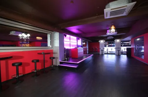 Bohemia_Decor_Reference_Music_Club_Cavalli
