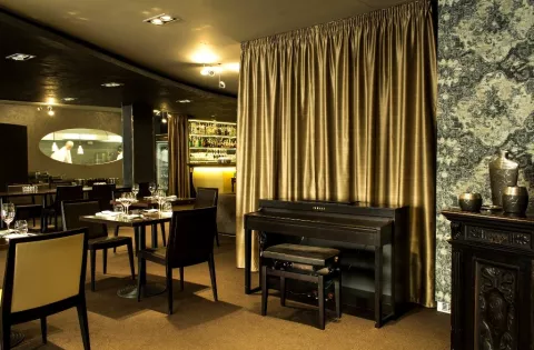 Bohemia_Decor_Reference_Restaurace_Mlynec