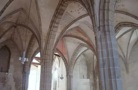 Bohemia_Decor_Reference_Rekonstrukkce_kostela_Povyseni_sv_krize