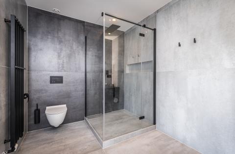 Moderní koupelna | imitace betonu | Bohemia Decor