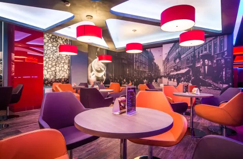 Malířské práce Cinema City | Bohemia Decor 4